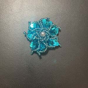 Elegant Teal and Crystal Swirl Hair Clip with Pearl Accent